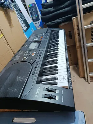 Touch Sensitivity/Split/Transpose Yamaha Keyboard Piano