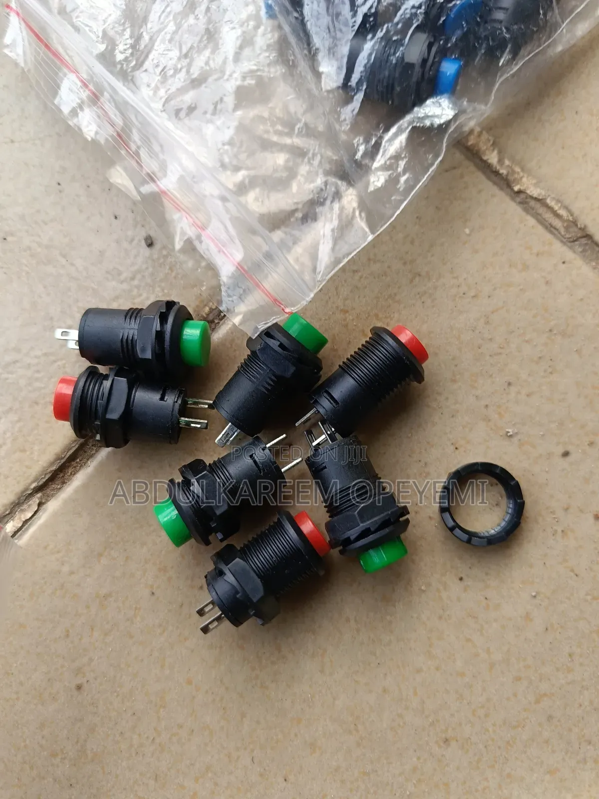 Push Button Switch