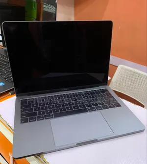 Laptop Apple MacBook Pro 2017 16GB Intel Core I7 SSD 256GB