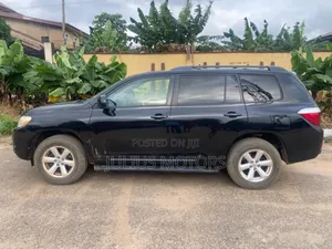 Toyota Highlander 2010 Black