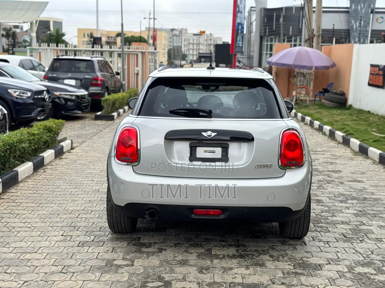 Mini Cooper 2017 Silver