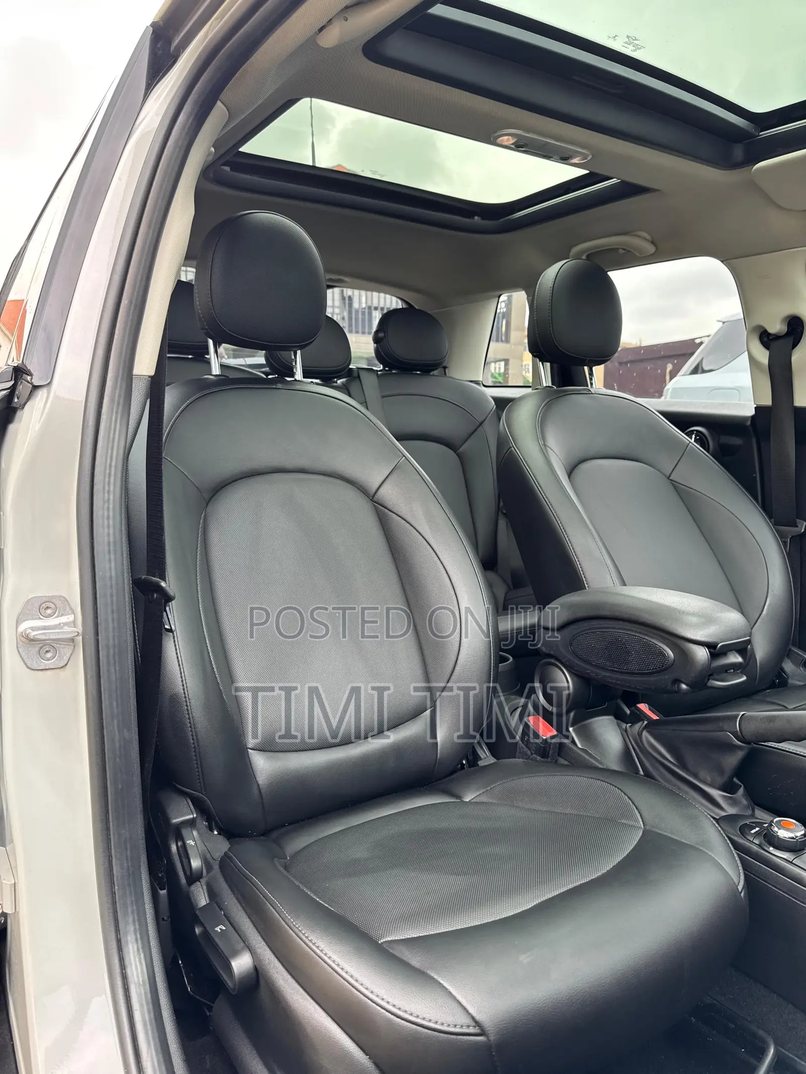 Mini Cooper 2017 Silver