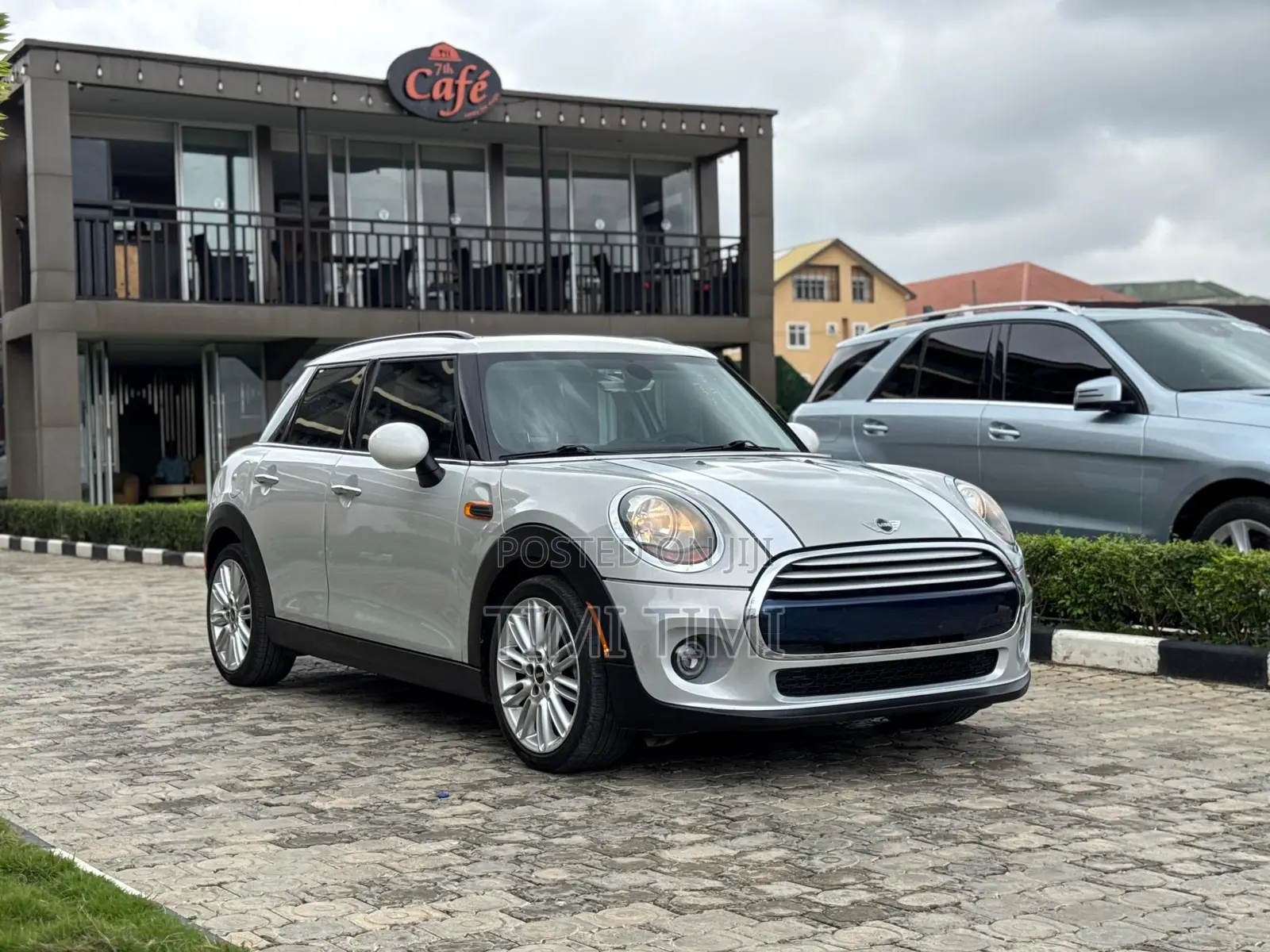 Mini Cooper 2017 Silver