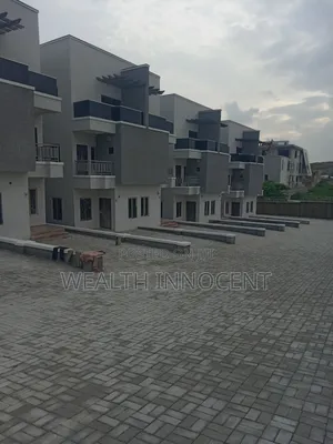 4bdrm Duplex in Guzape District for sale