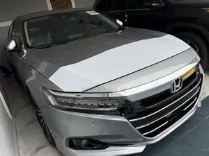Honda Accord Touring 2.0T 2022 Silver