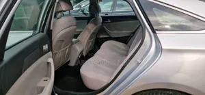 Hyundai Sonata SE 2016 Silver