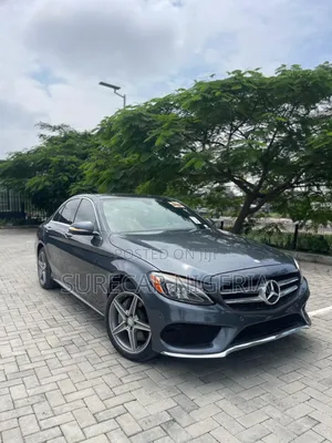 Mercedes-Benz C400 4Matic AWD Sedan (3.0L V6 7A) 2015 Gray