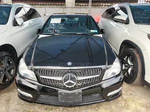 Mercedes-Benz C300 Sport 4Matic Sedan AWD (3.5L 6cyl 7A) 2013 Black