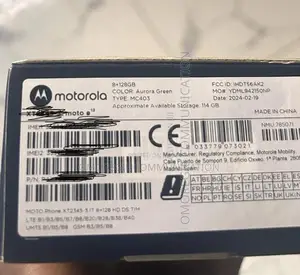 New Motorola Moto E13 64 GB Green