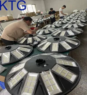 3000w,2500w, 800w All In One Solar Outdoor Light