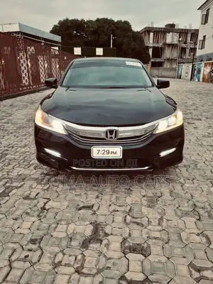 Photo - Honda Accord 2017 Black