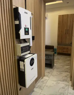 3.5kw Hybrid Inverter and 2.56kwh Lithium Battery With Full