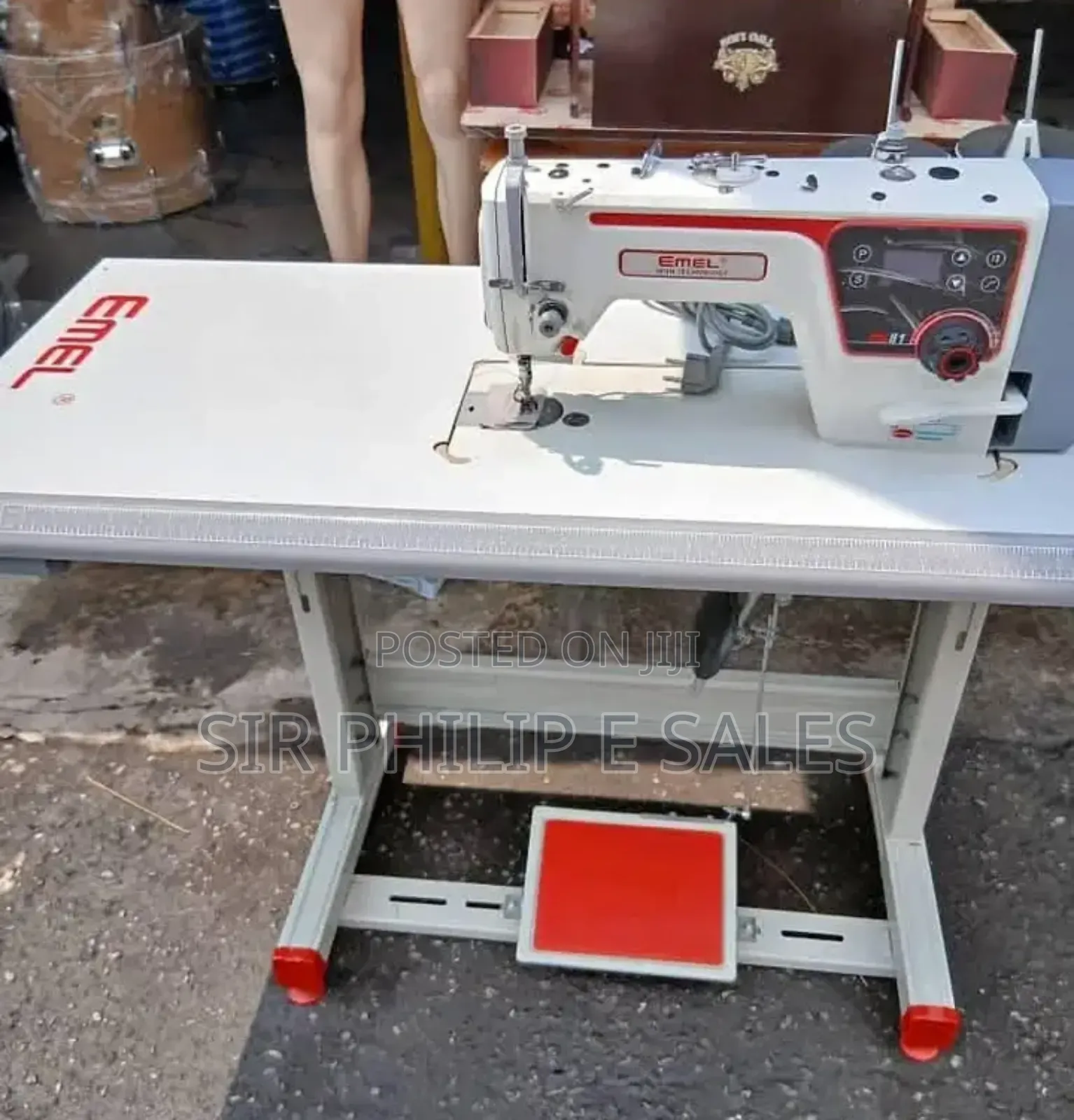 Industrial Sewing Machine
