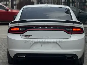 Dodge Charger SE AWD 2017 White