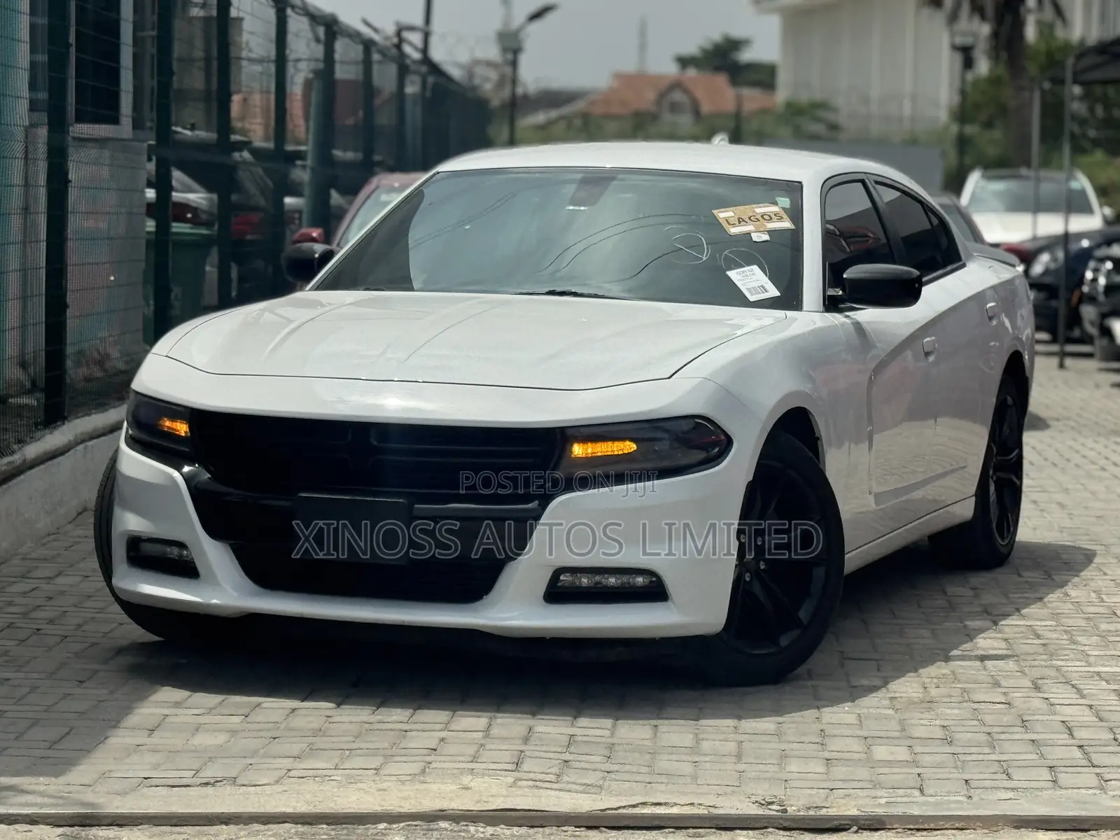 Dodge Charger SE AWD 2017 White