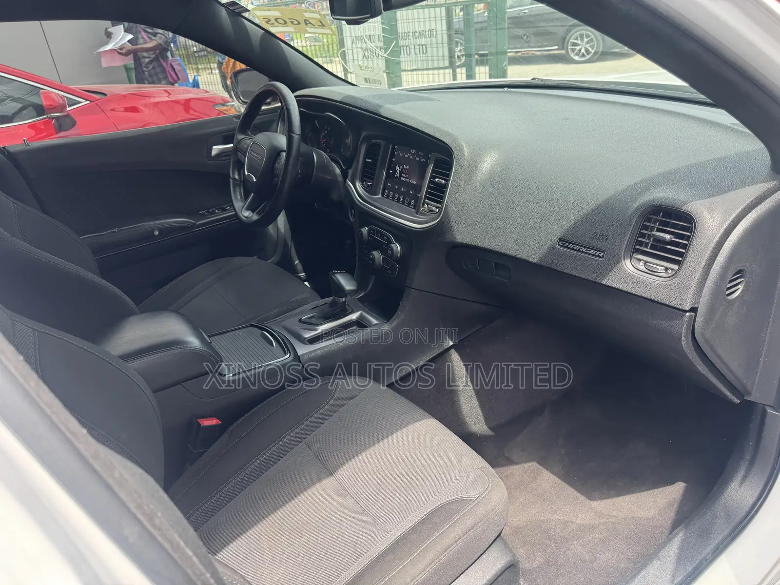 Dodge Charger SE AWD 2017 White