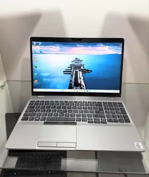 Photo - Laptop Dell 16GB Intel Core I7 SSD 256GB
