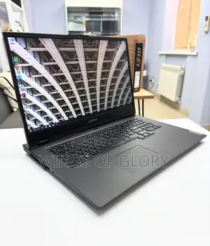 Photo - Laptop Lenovo 16GB Intel Core I7 SSD 512GB