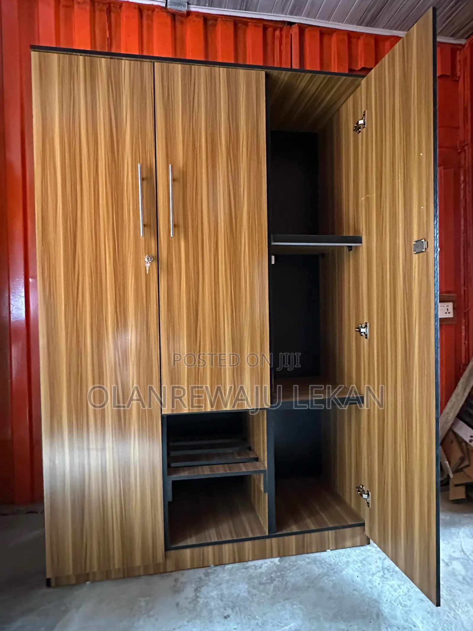 4ft * 6ft Wardrobe