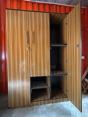 4ft * 6ft Wardrobe