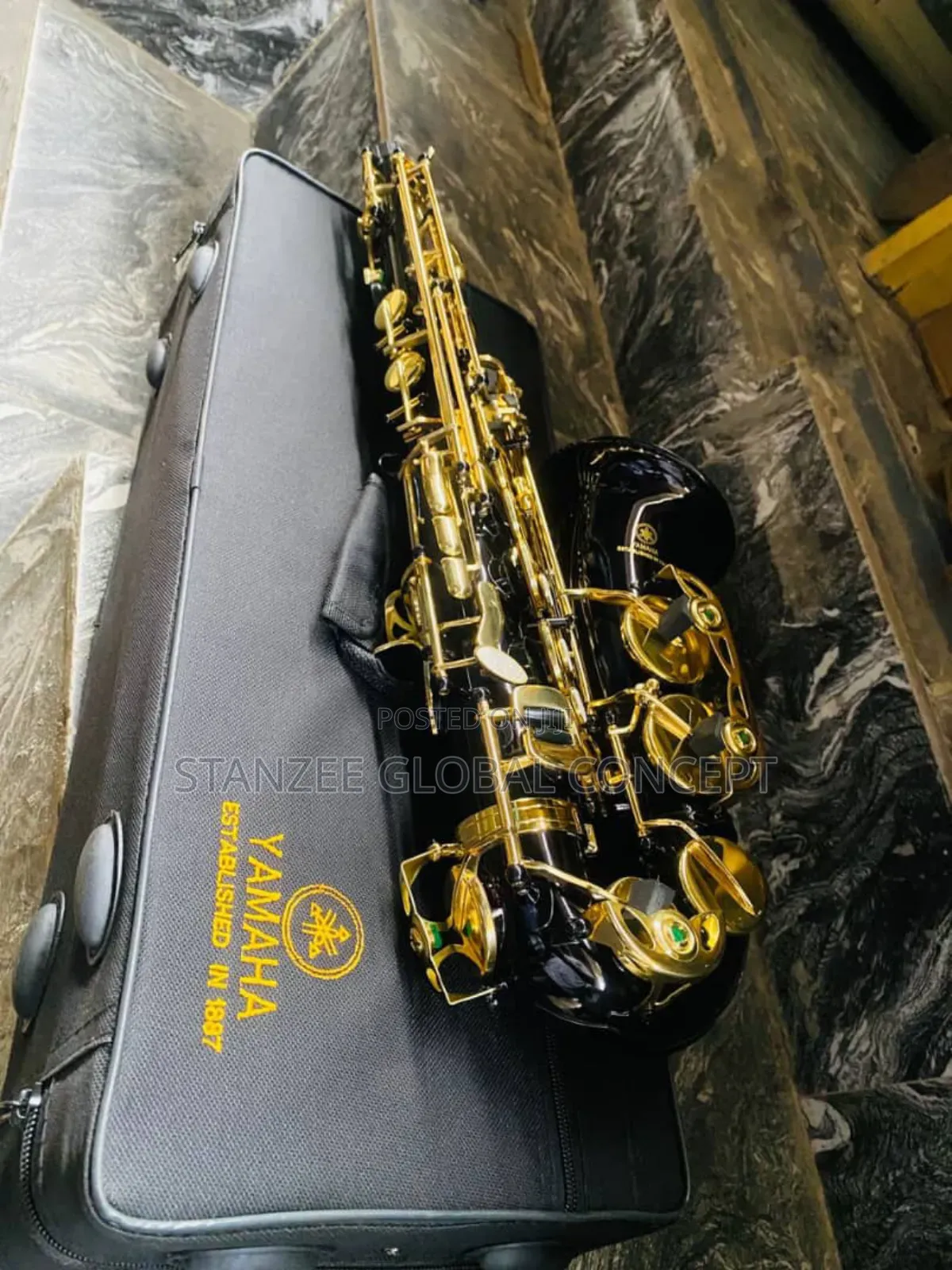 Yamaha Alto Saxophone Black and Gold
