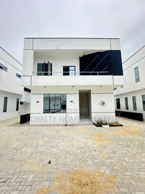 4bdrm Duplex in Lekki for sale
