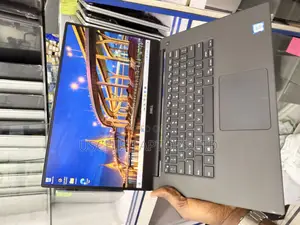 Laptop Dell Precision 15 5510 16GB Intel Xeon SSD 256GB