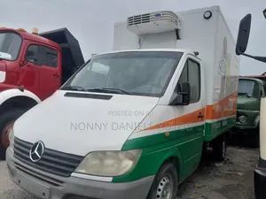 Mercedes-Benz V-Class 2002 White