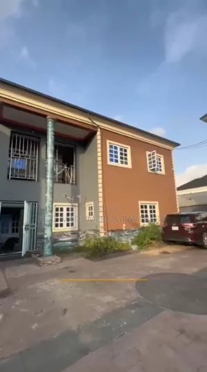 5bdrm Duplex in Nta Road Port for sale