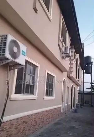 5bdrm Duplex in Bendel Estate, Warri for sale