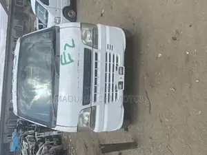 Suzuki Every 2005 White