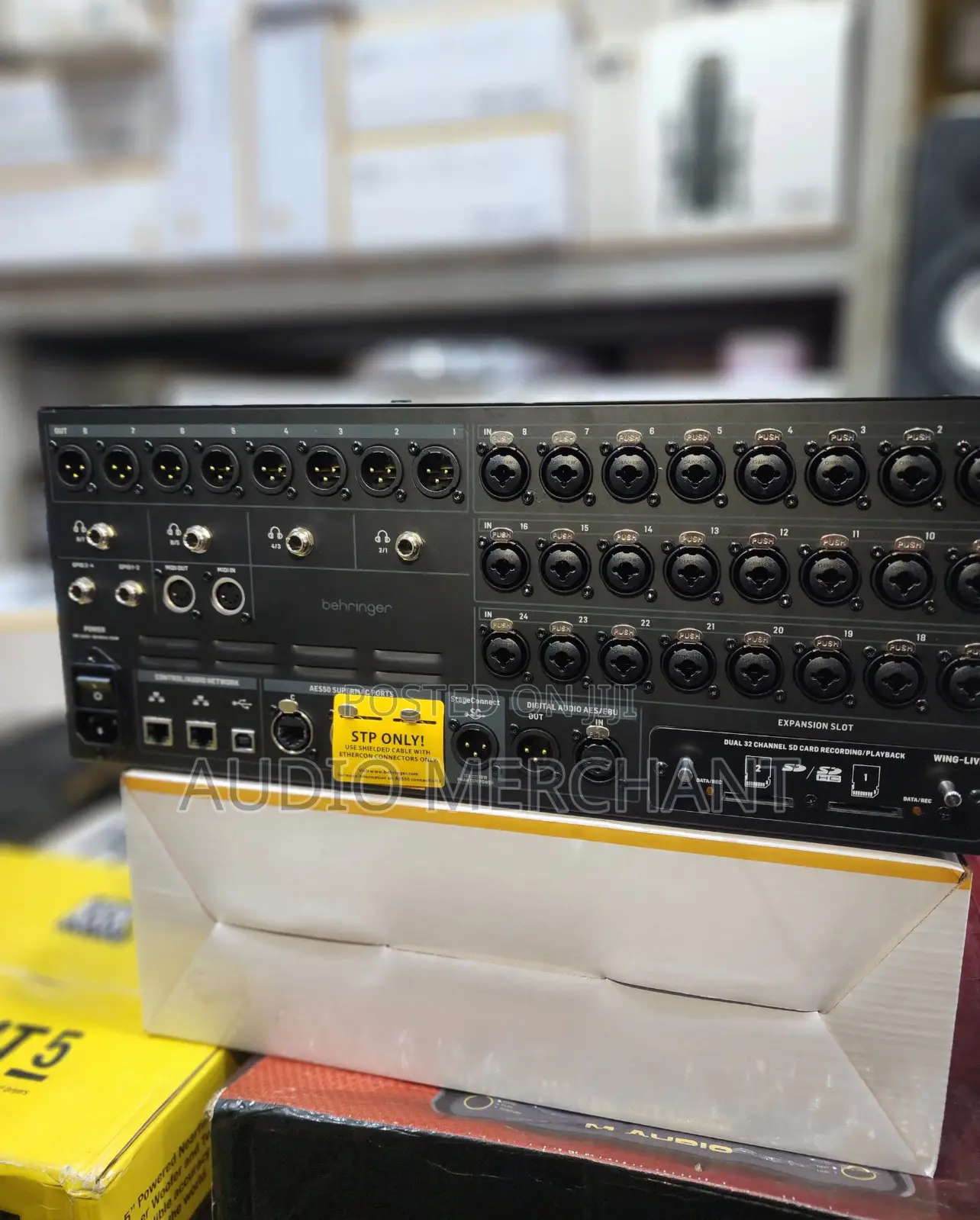 Behringer Wing Rack