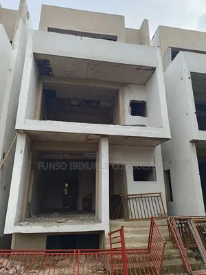 6bdrm Townhouse/Terrace in Wuse 2 for sale