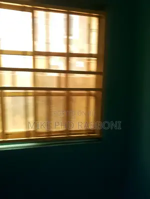 3bdrm Block of Flats in New Haven Extension for rent
