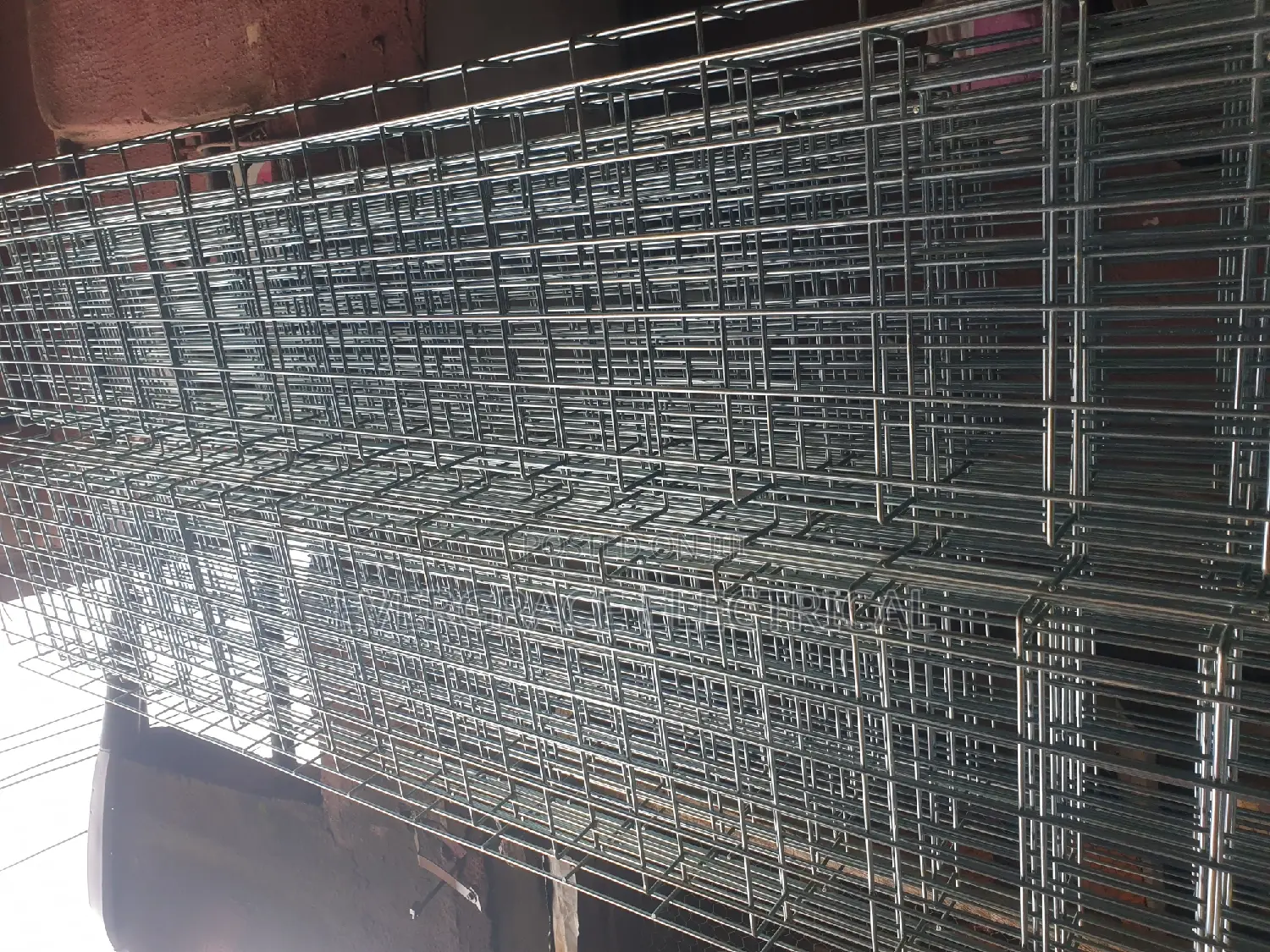 300×50 Wire Mesh Tray .