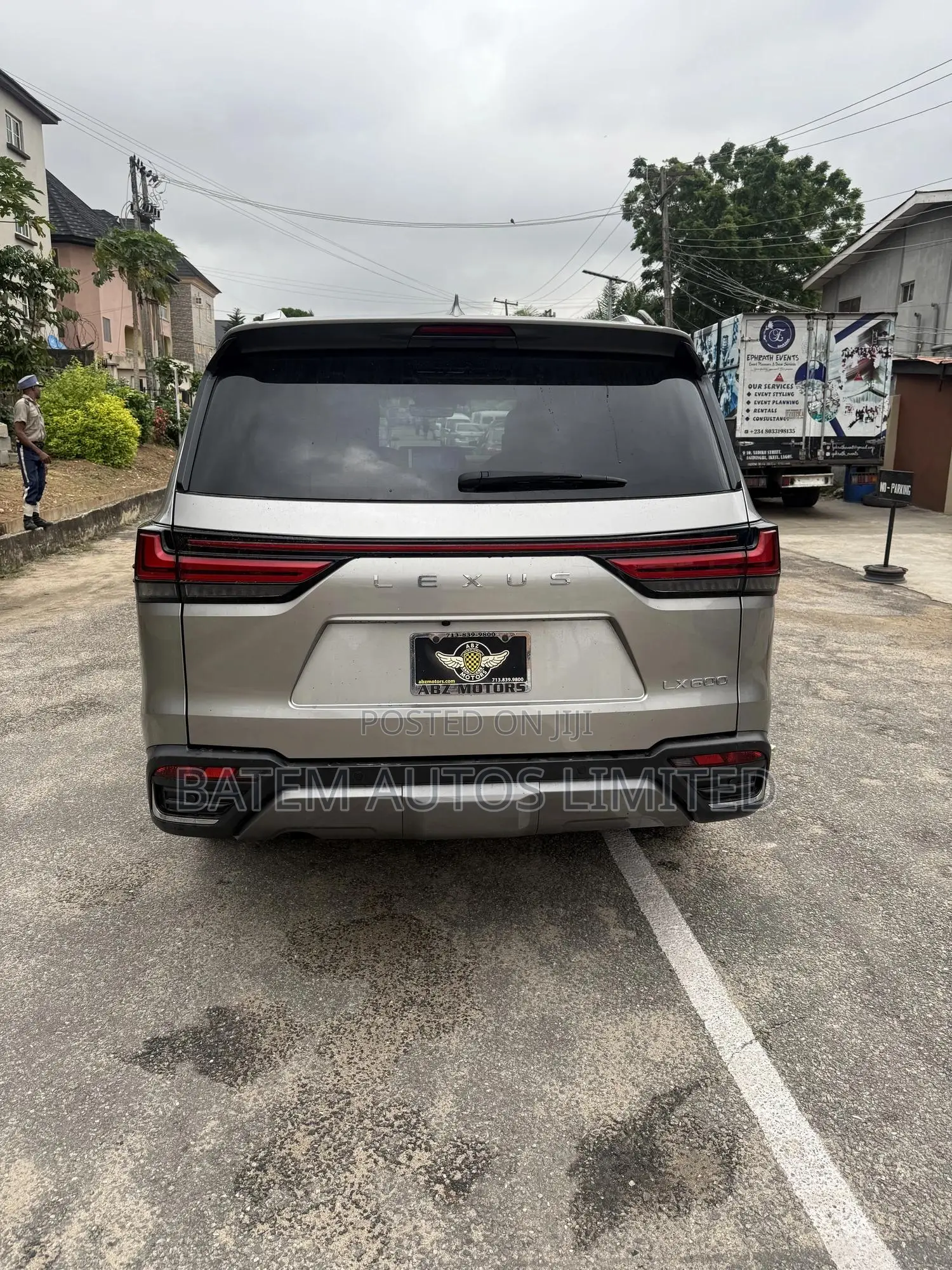 Lexus LX 2023 Silver