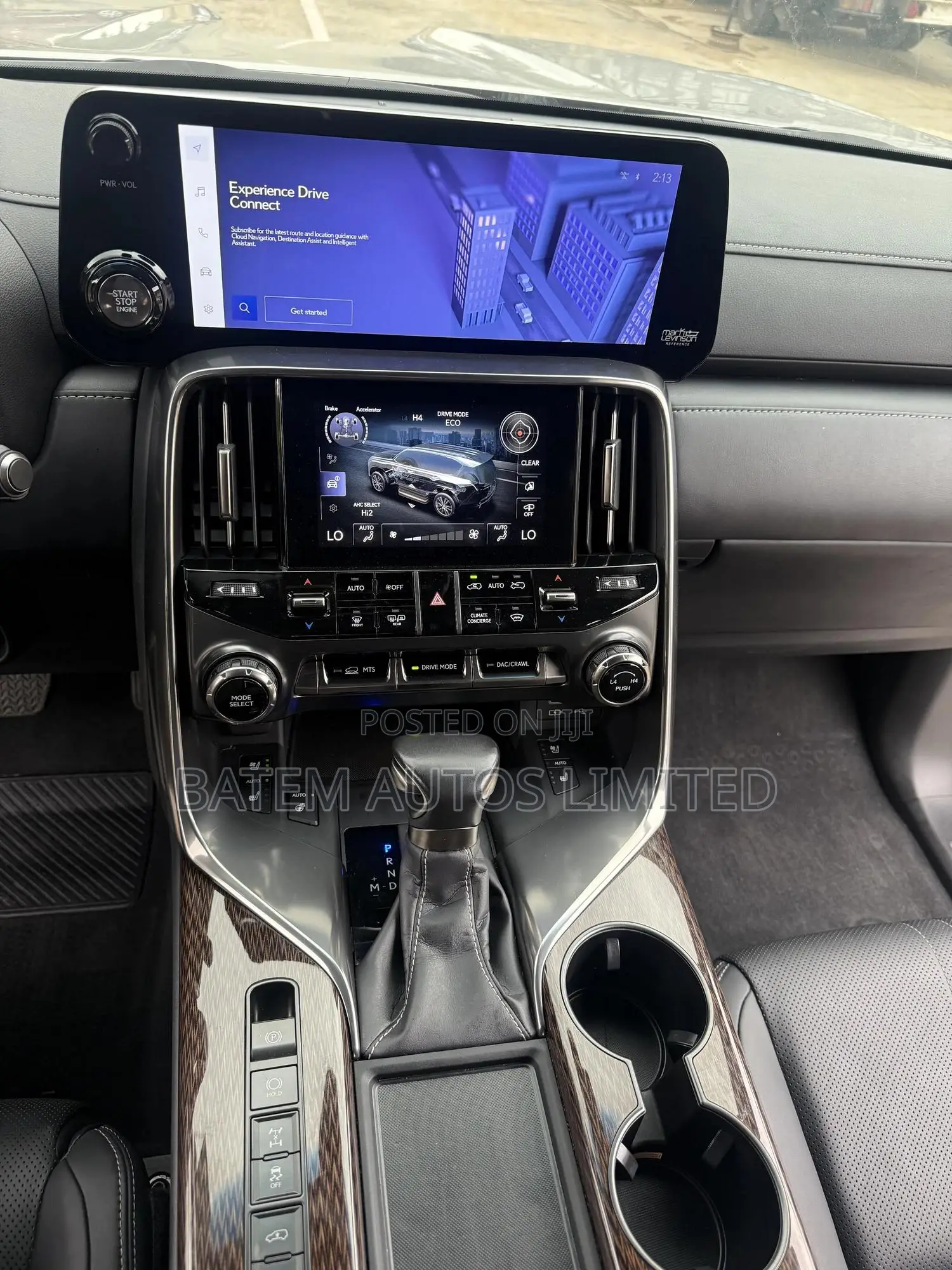 Lexus LX 2023 Silver
