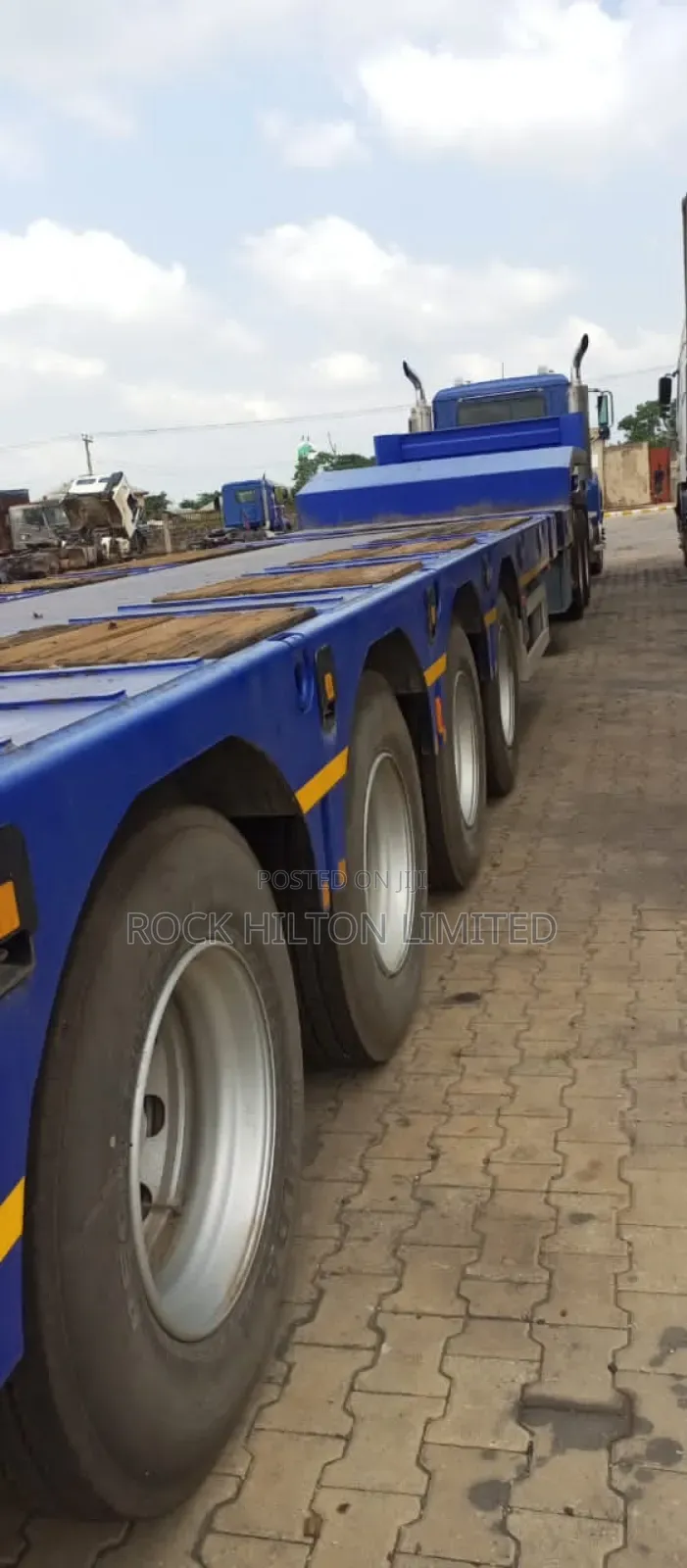Lowbed Flat-bed Trucks For Hire