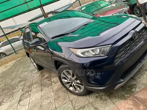 Toyota RAV4 Limited AWD 2020 Blue