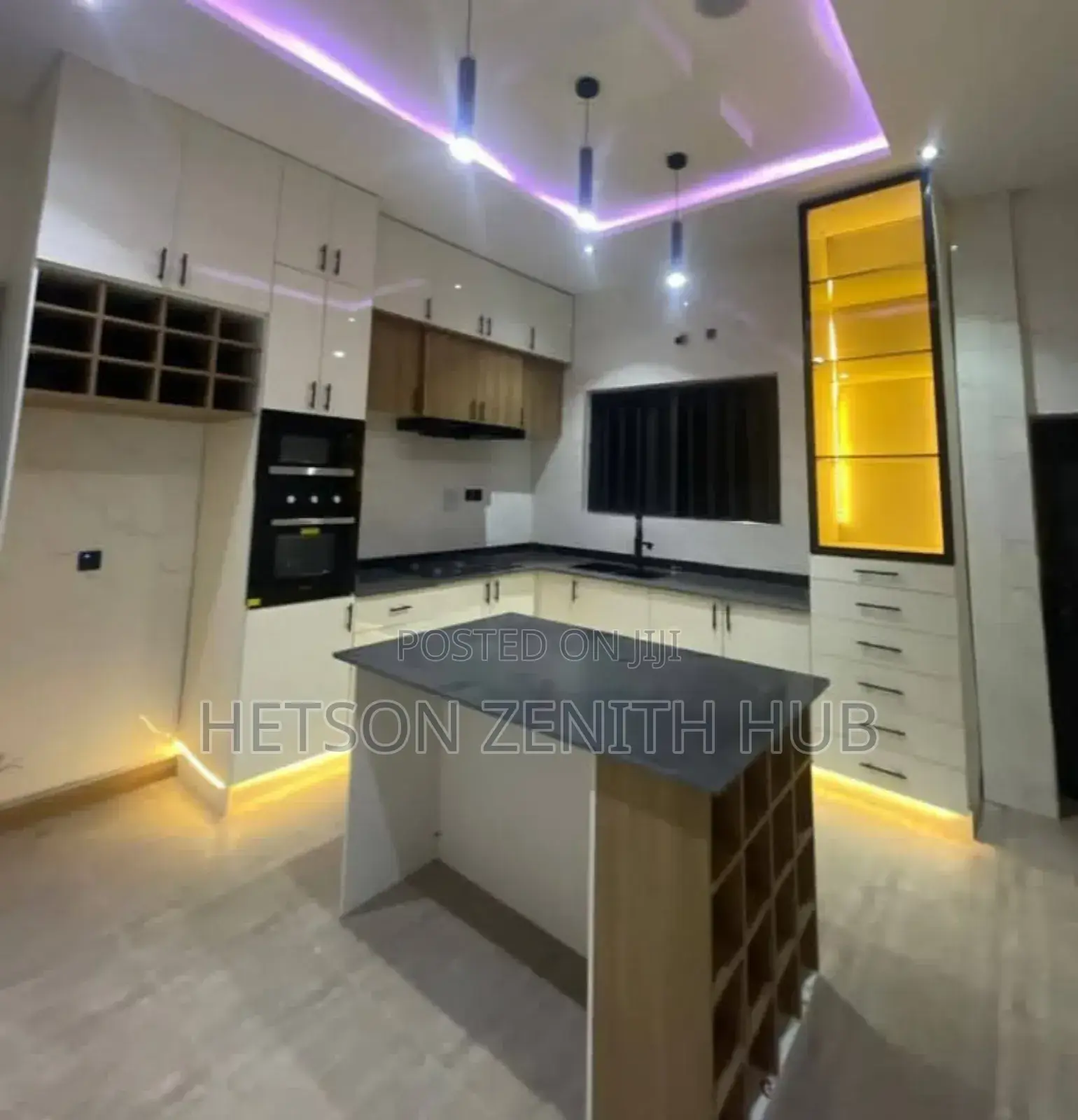 Modern Kitchen Set Up
