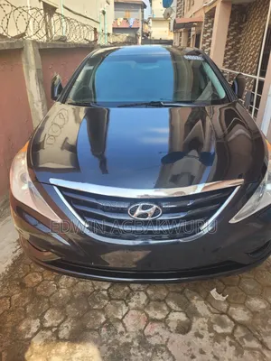 Hyundai Sonata 2013 Black