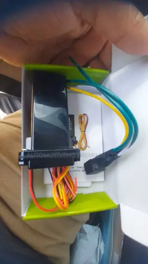 Affordable Advanced Car Tracker Device