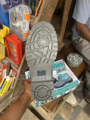 Total Safety Boot