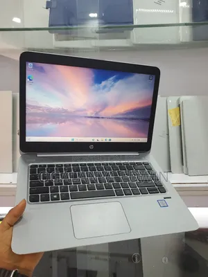 Laptop HP EliteBook 1040 G3 8GB Intel Core I5 SSD 256GB