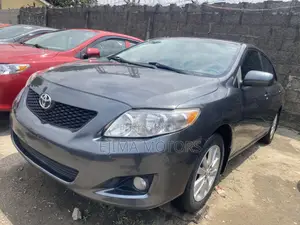 Toyota Corolla 2011 Gray