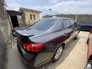 Toyota Corolla 2011 Gray