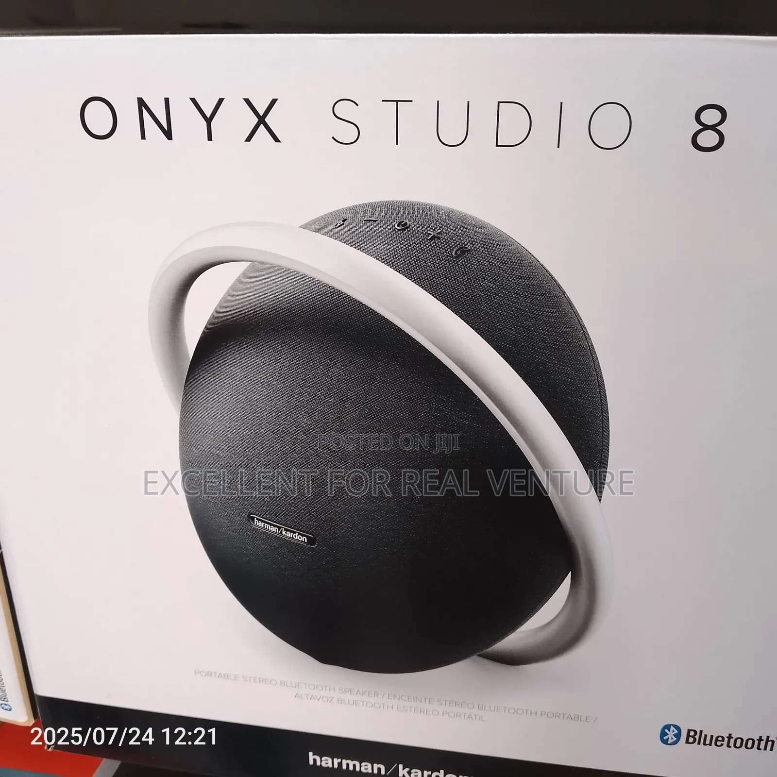 Onyx Studio 8