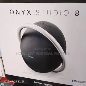 Onyx Studio 8