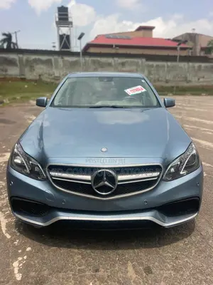 Mercedes-Benz E350 Base 4dr 4Matic Sedan AWD (3.5L 6cyl 7A) 2012 Blue