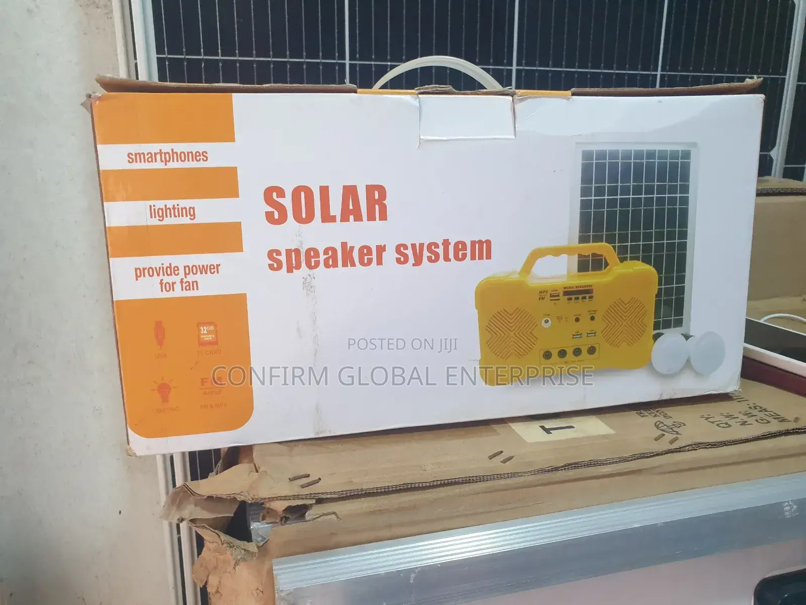 Portable 100w Solar Generator